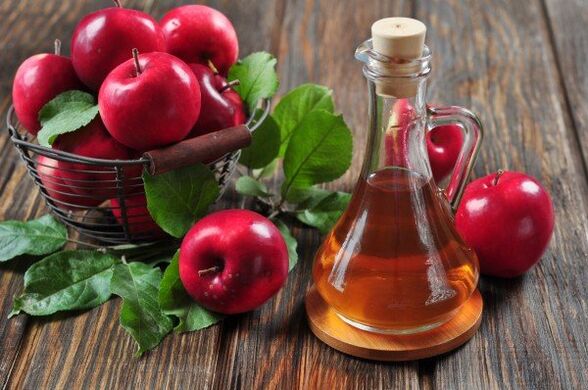 Apple cider vinegar can help relieve joint pain from inflamed knee joints. 